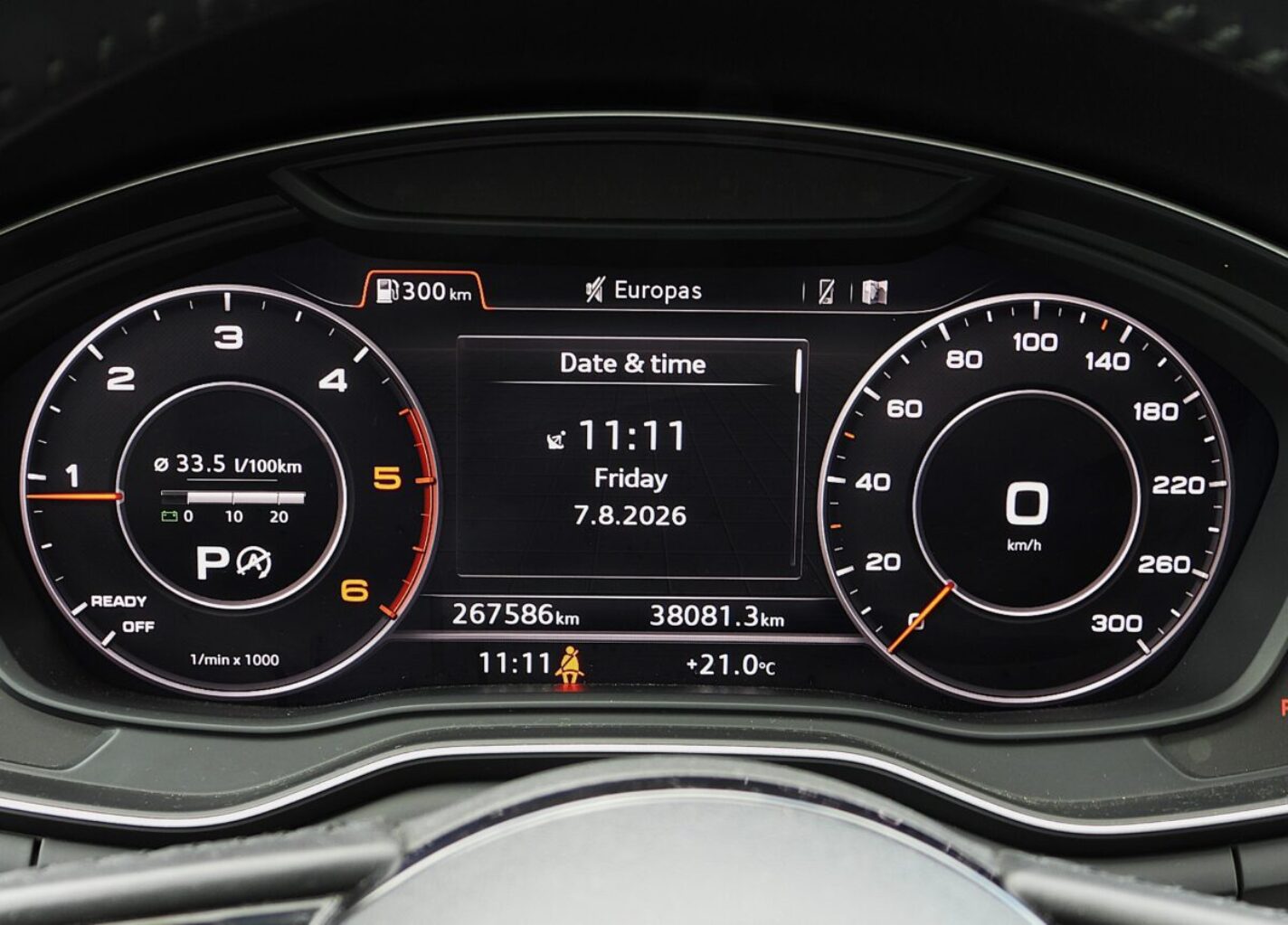 AUDI A4 AVANT