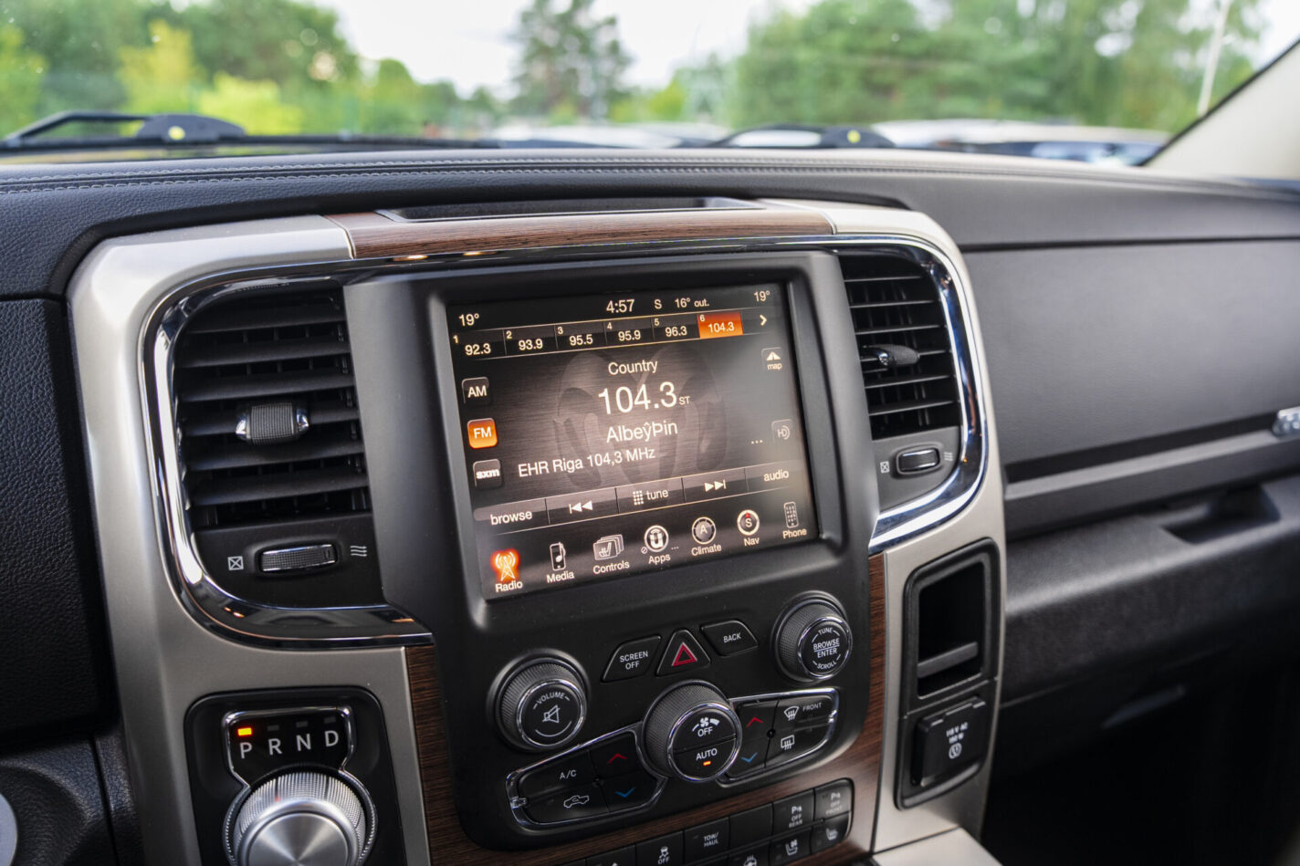 DODGE RAM 1500