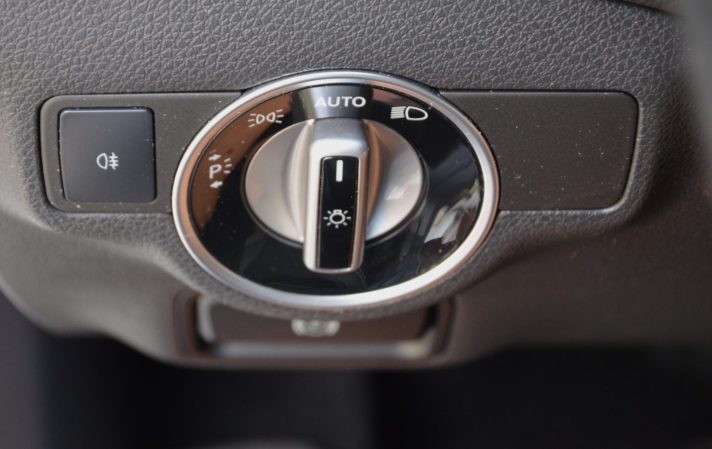 Mercedes-Benz Cla220 Sedans 2.2Cdi (125kw- 170z/s) Dīzelis ar automatisko ātrumkārbu.