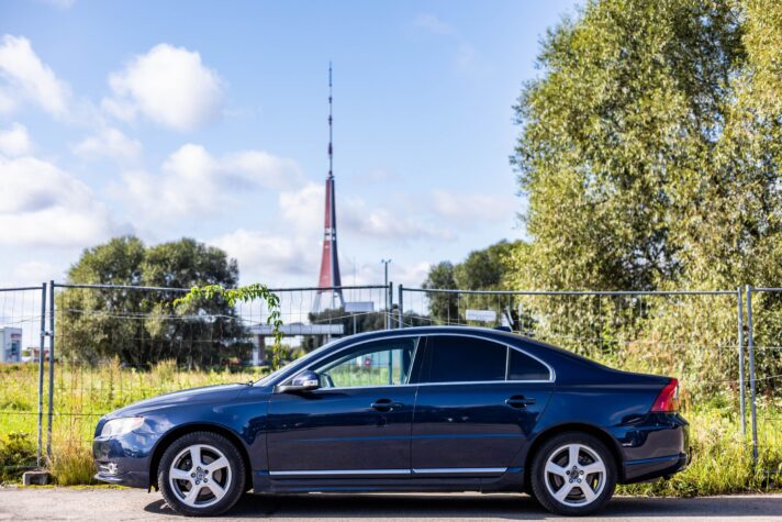 VOLVO S80