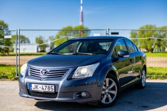 TOYOTA AVENSIS