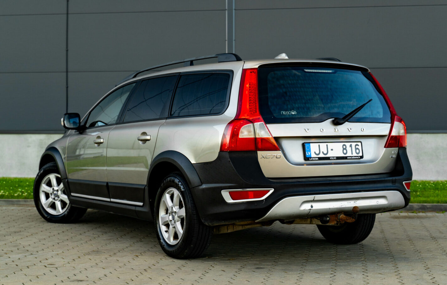 VOLVO XC70