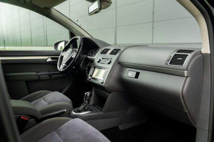 VW TOURAN
