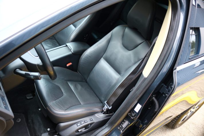 VOLVO XC60 2.4 D5 120 KW SUMMUM MEH.