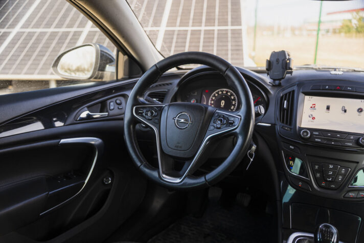 OPEL INSIGNIA SPORTS TOURER SW