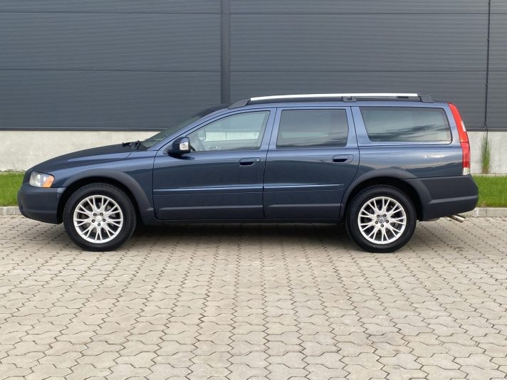VOLVO XC70 2.4D D5