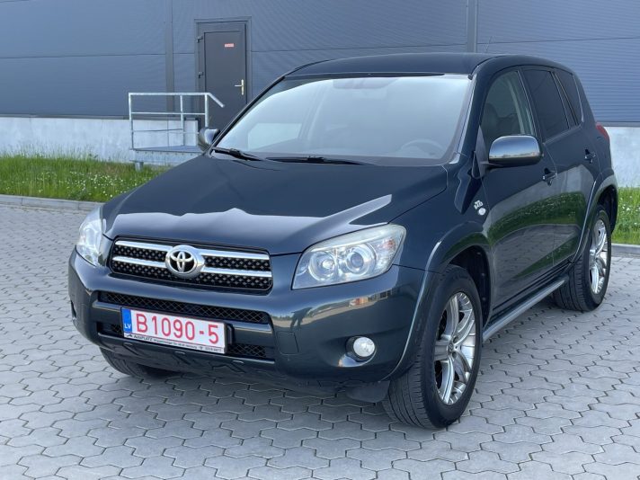 No Vācijas ,Toyota RAV-4 2.2 Dīzelis 2007 gada  4x4
