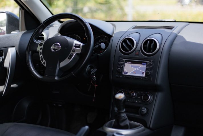 NISSAN QASHQAI +2