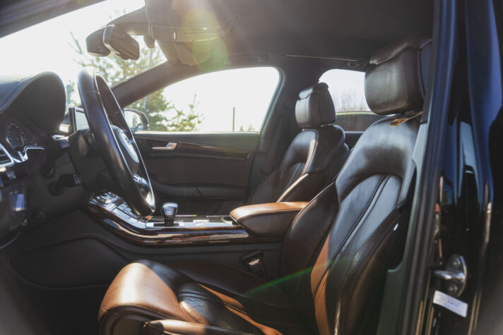 AUDI A8 QUATTRO