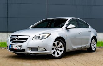 OPEL INSIGNIA LIMOUSINE