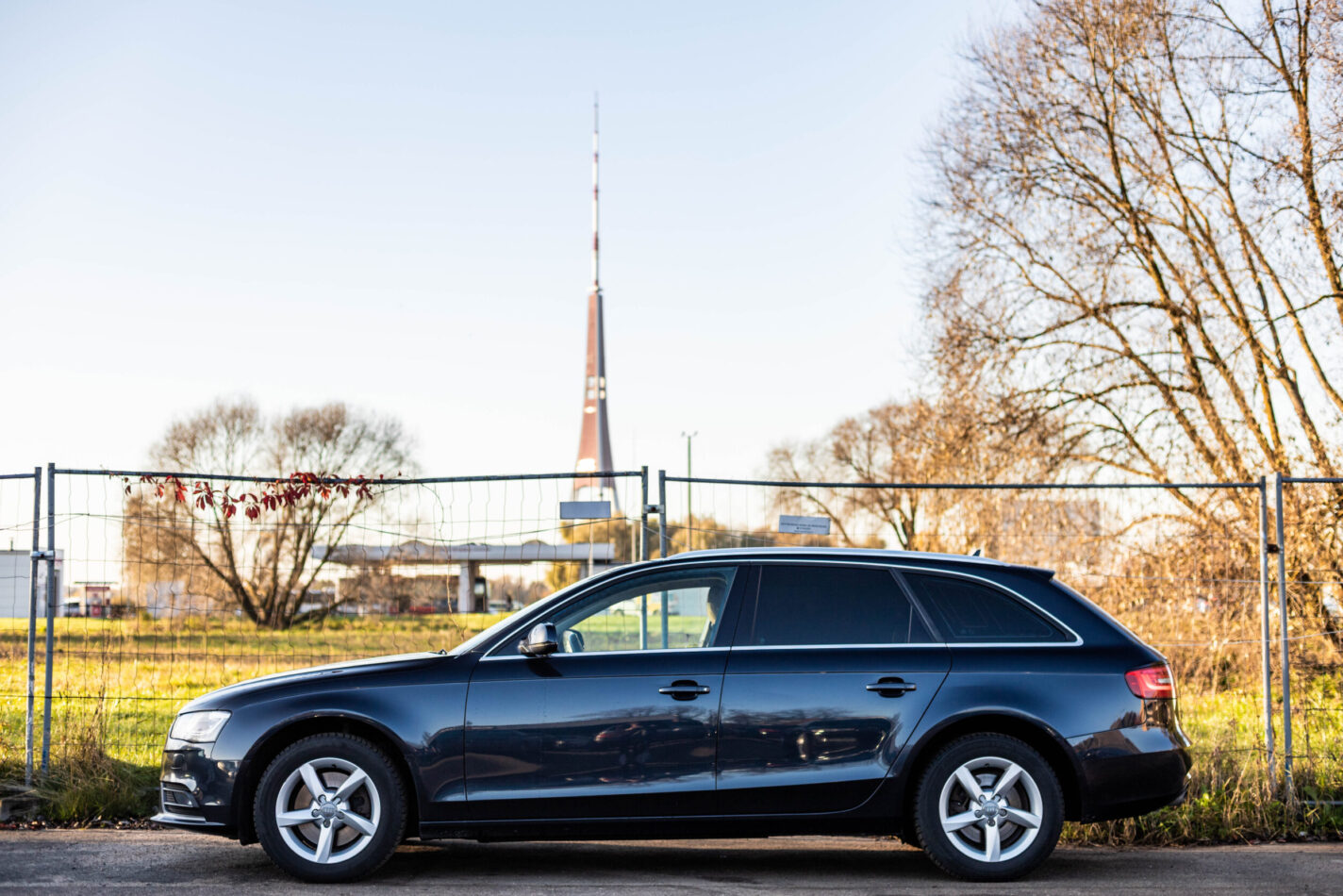 AUDI A4 AVANT
