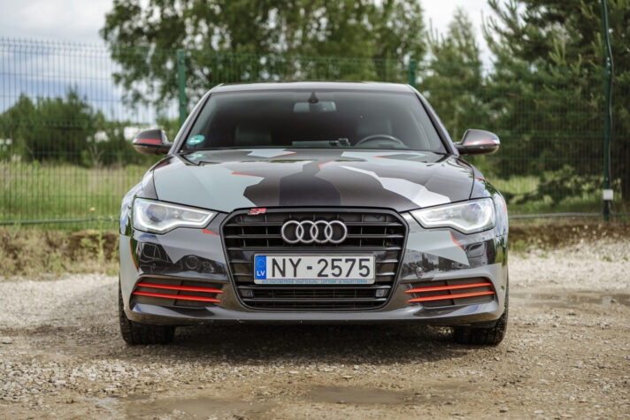 AUDI A6 LIMOUSINE QUATTRO