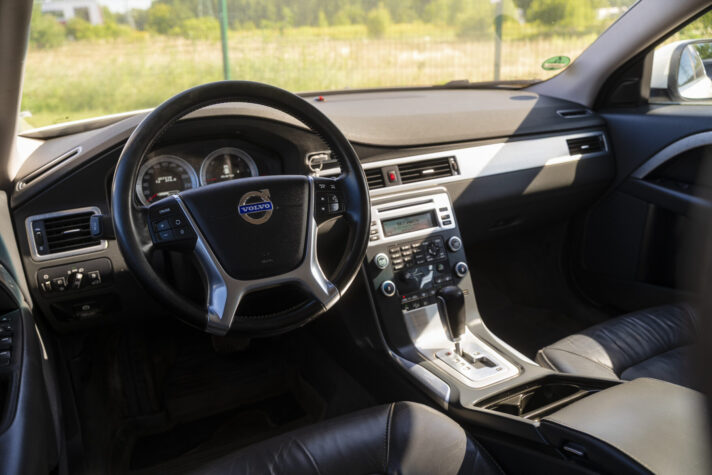 VOLVO XC 70