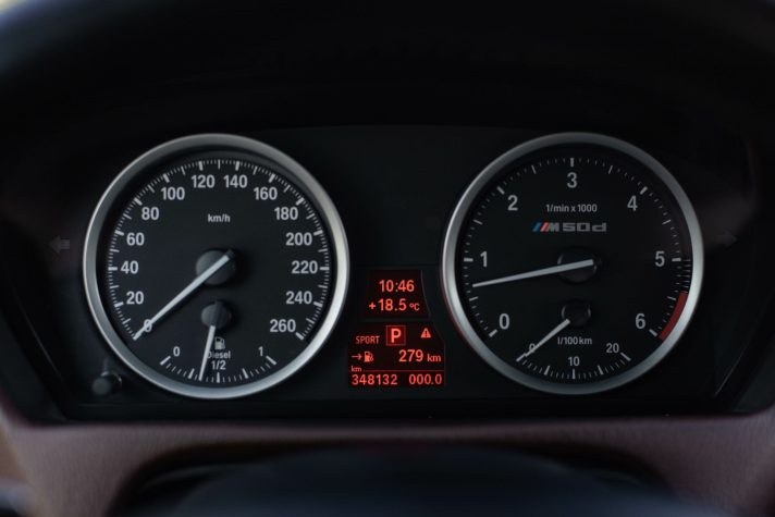 BMW X6 M50d