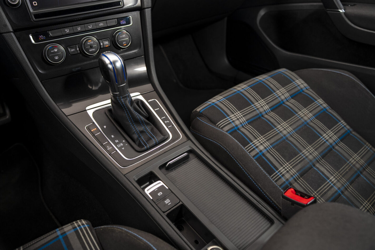 VW GOLF GTE