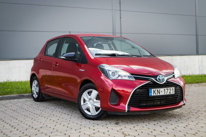 Toyota Yaris Hybrid