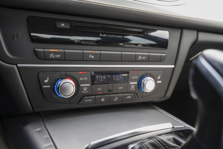 AUDI A6 LIMOUSINE QUATTRO