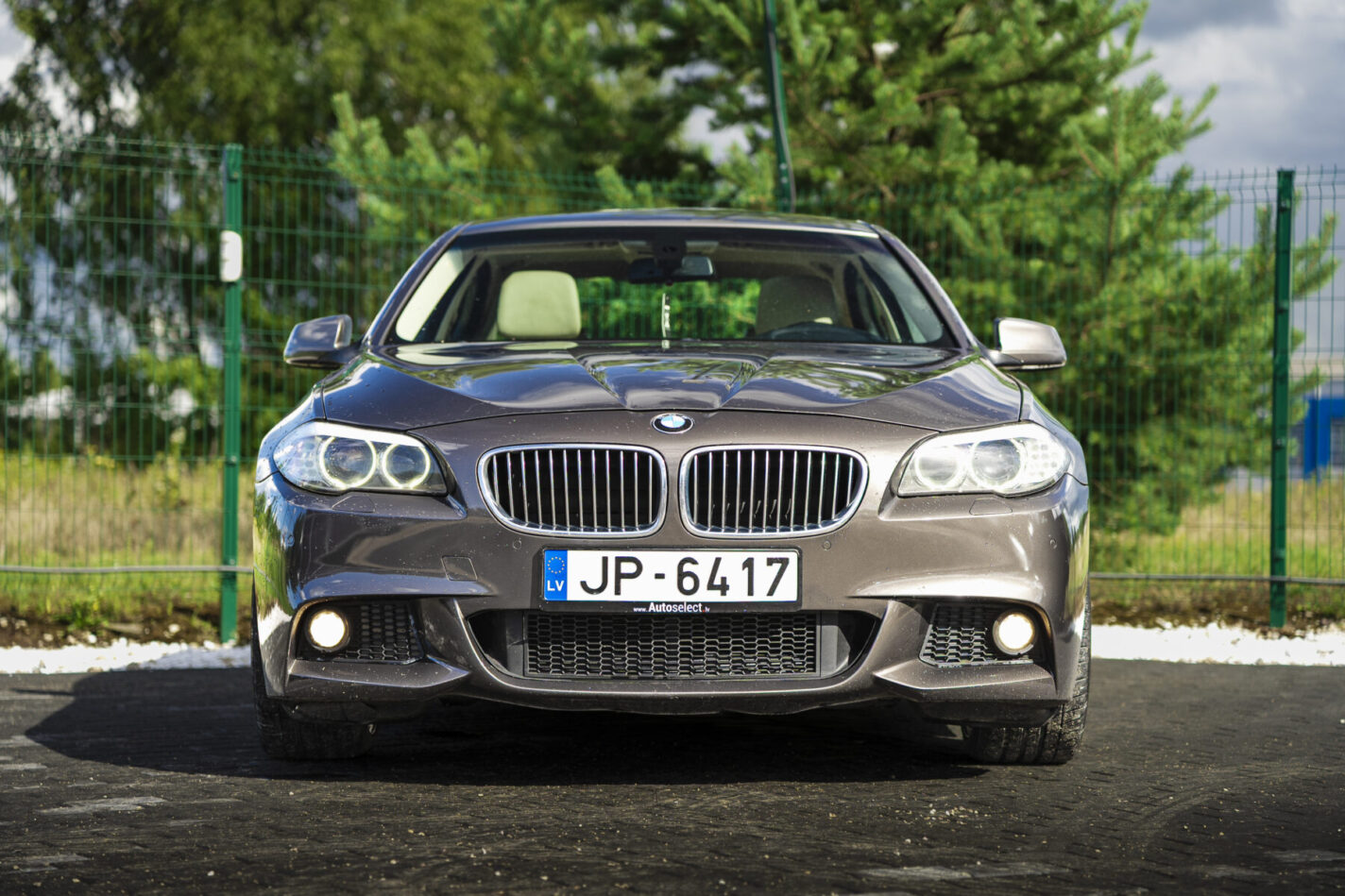 BMW 525