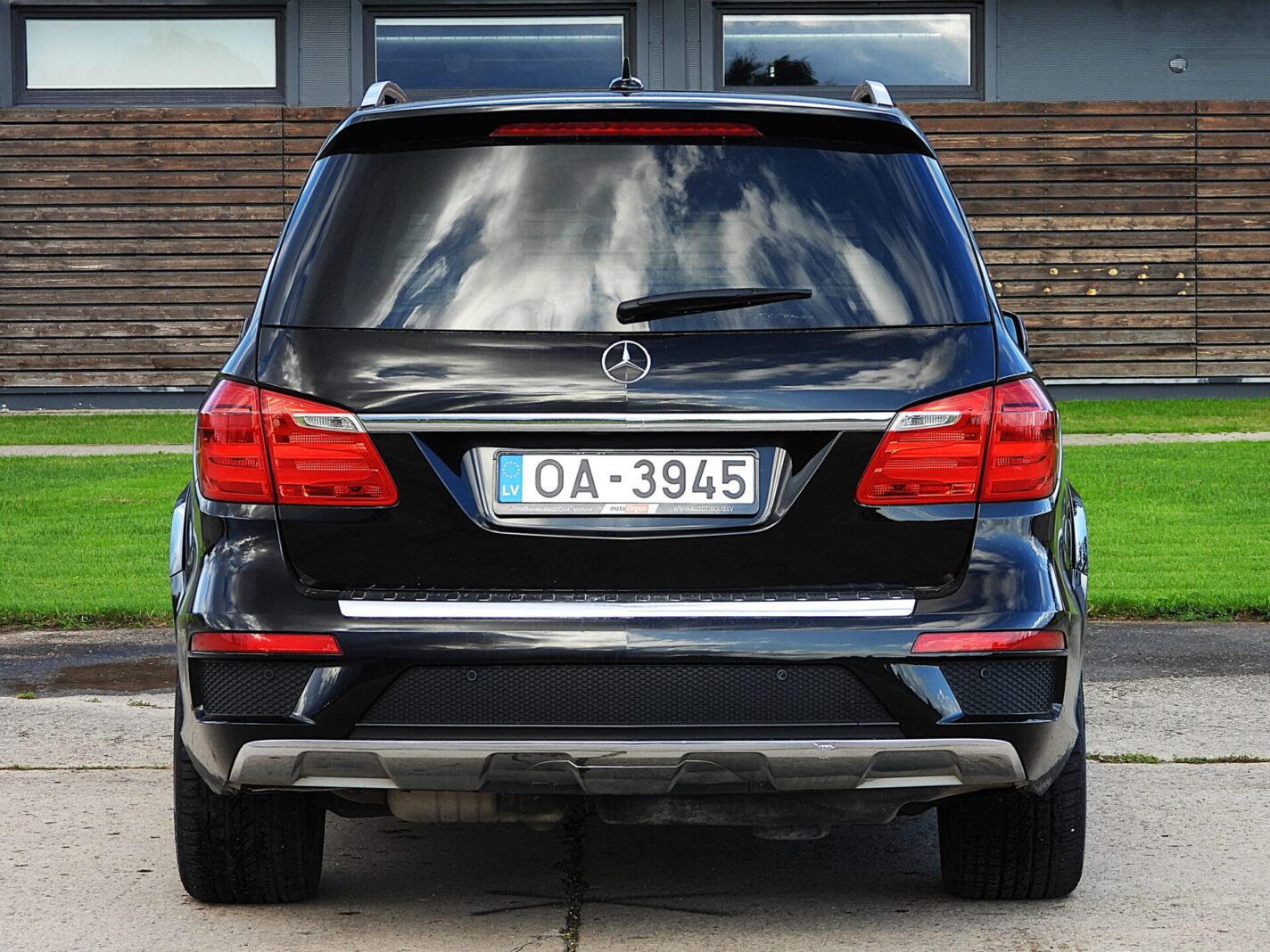 MERCEDES BENZ GL350