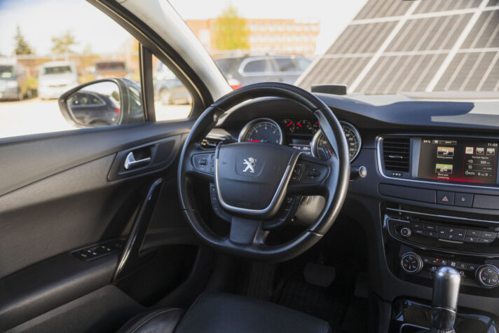 PEUGEOT 508