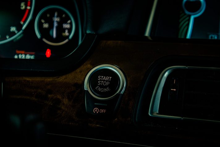 BMW 730
