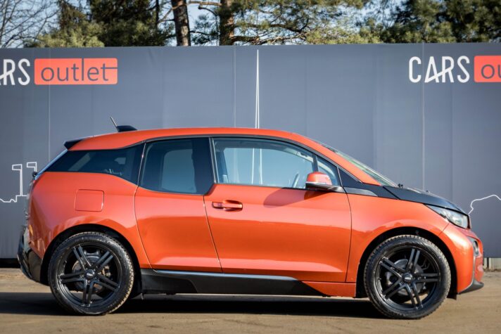 BMW I I3
