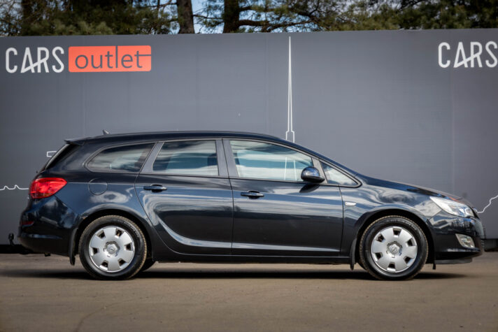 OPEL ASTRA SPORTS TOURER