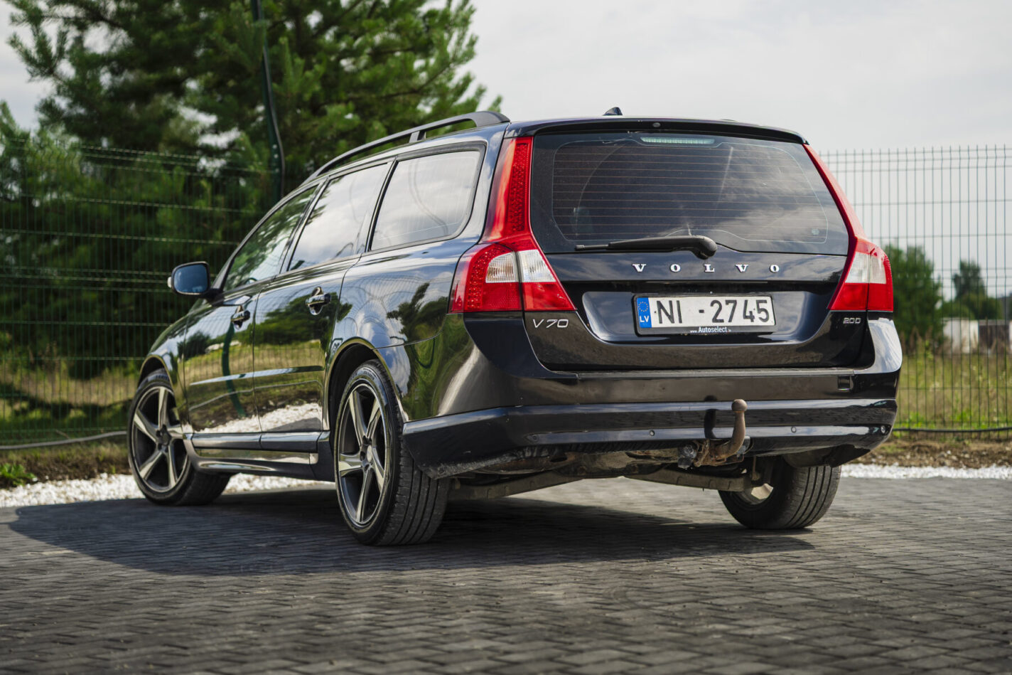 VOLVO V70