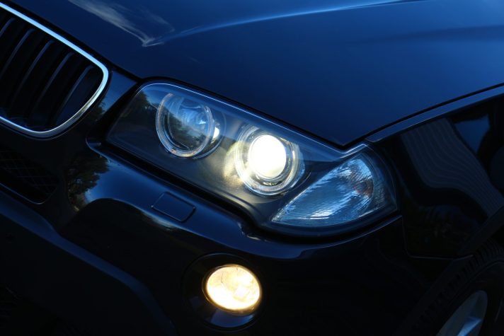 BMW X-3 2.0 13KW MEH.