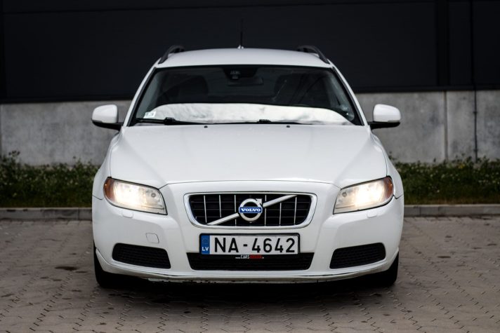 Volvo V70
