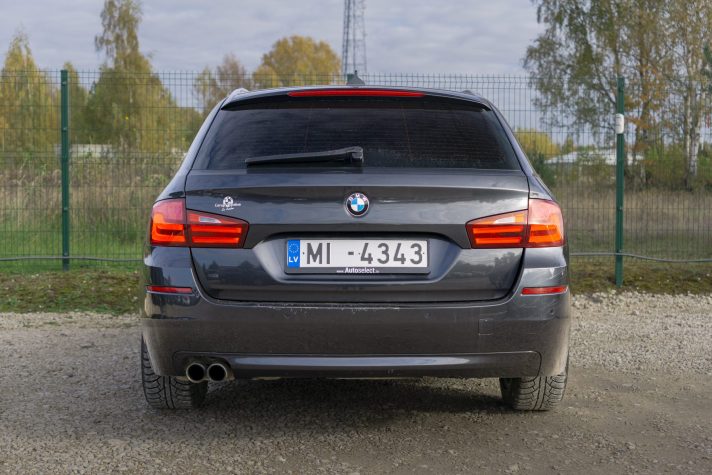 BMW 525