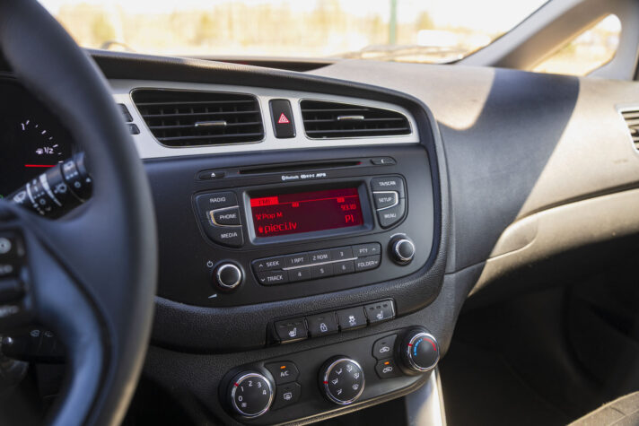 KIA CEE D