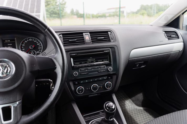 VW JETTA