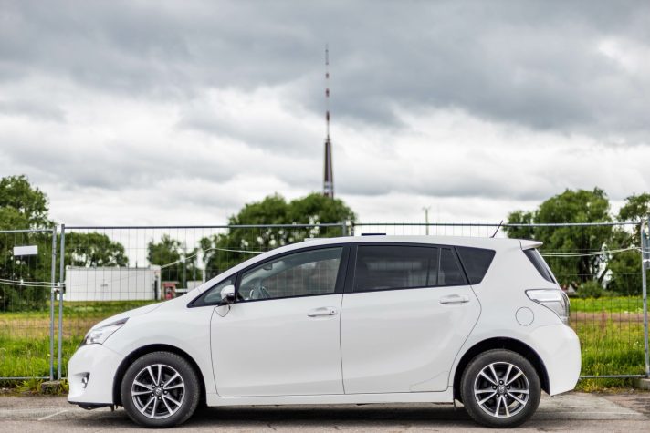 TOYOTA VERSO