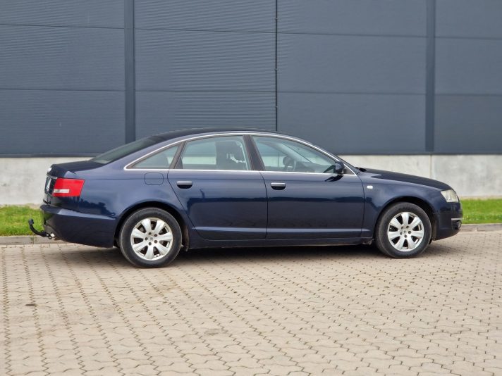 Audi A-6,Sedans 2.L D