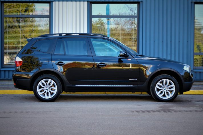 BMW X-3 2.0 13KW MEH.