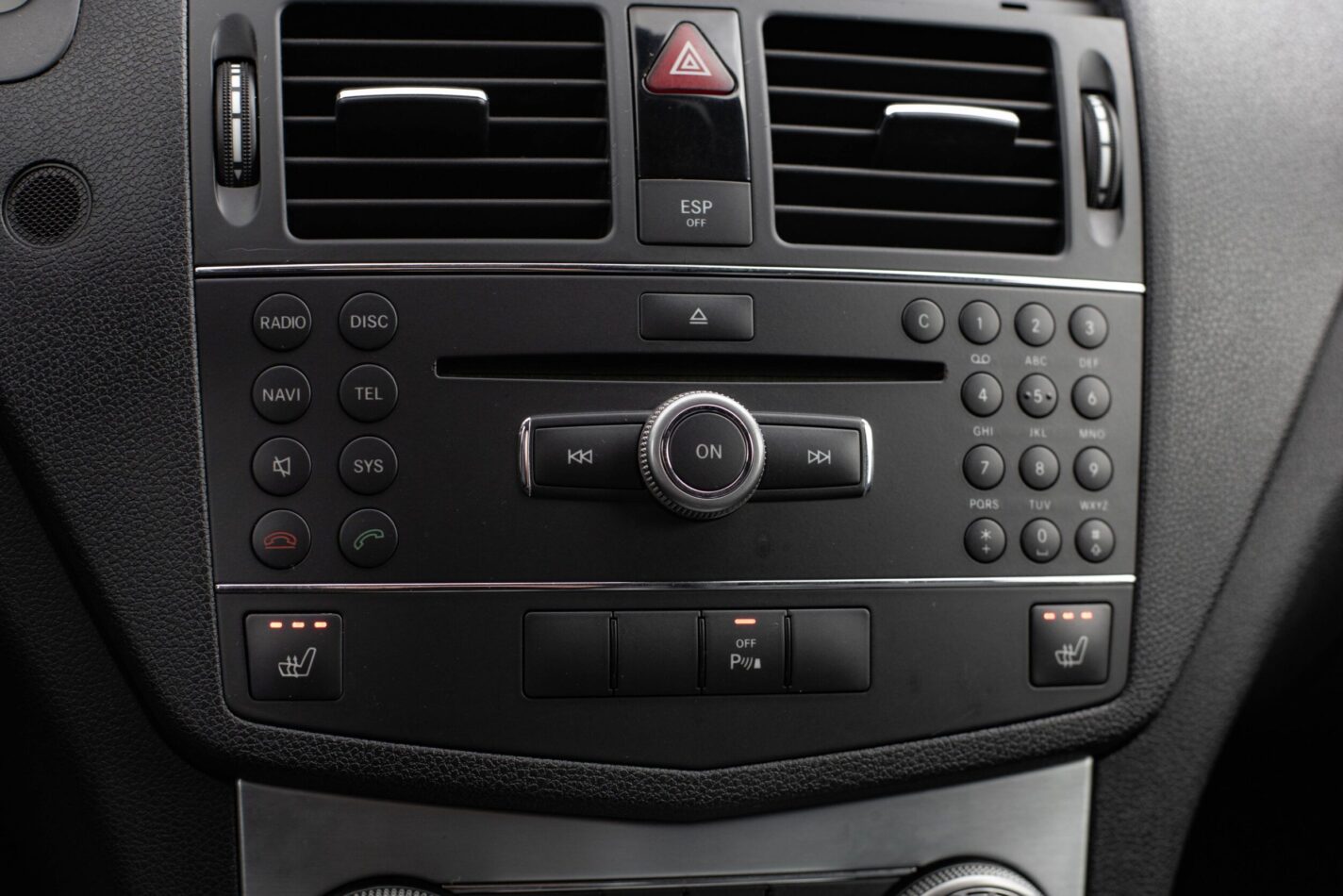 MERCEDES BENZ C320