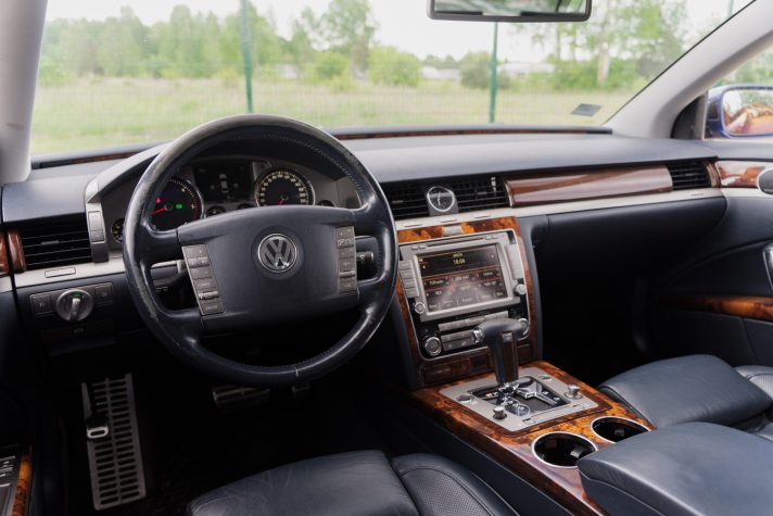 VW PHAEON