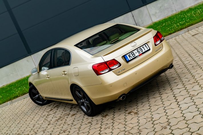 LEXUS GS 300