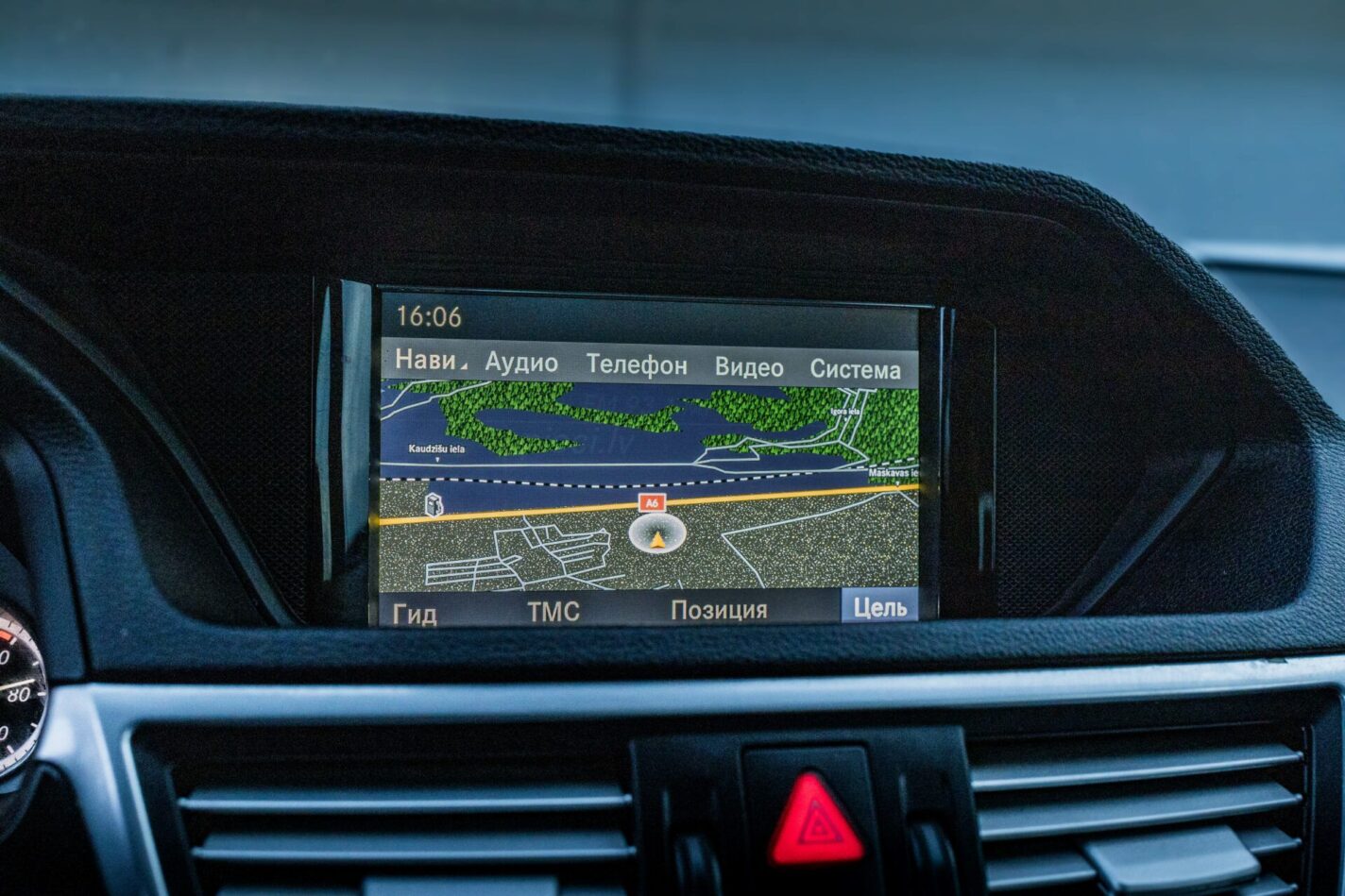 MERCEDES BENZ E350