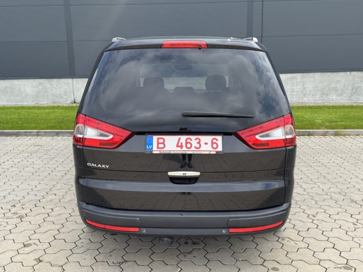 Ford Galaxy Titanium