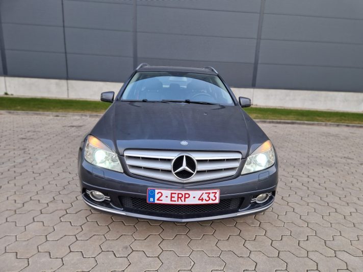 Tīko ievest no Beļģijas Mercedes C 200 Automātiskā ātrumkārba.