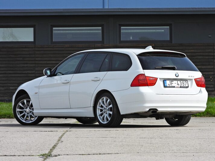 BMW 318 FACE-LIFT