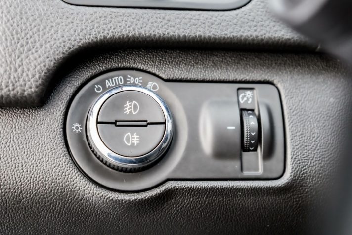 OPEL INSIGNIA SPORTS TOURER SW