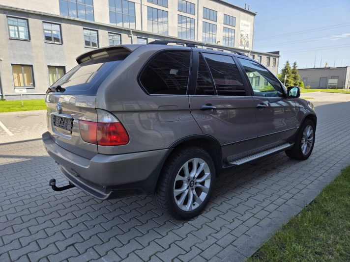 BMW X-5, E 53