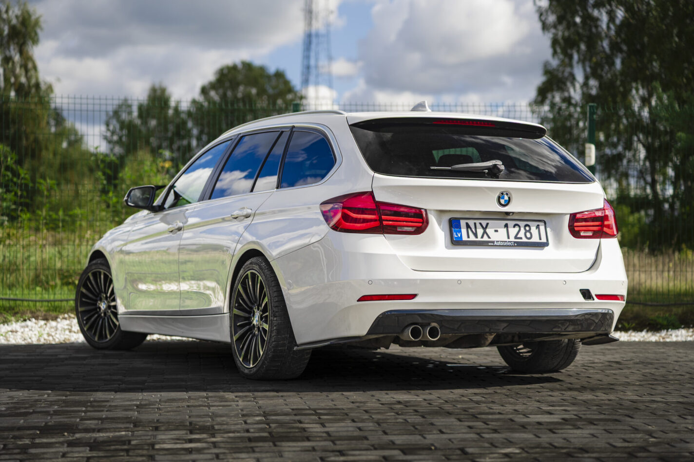 BMW 318 M-PACK