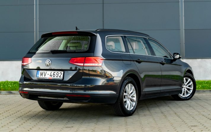 VW PASSAT