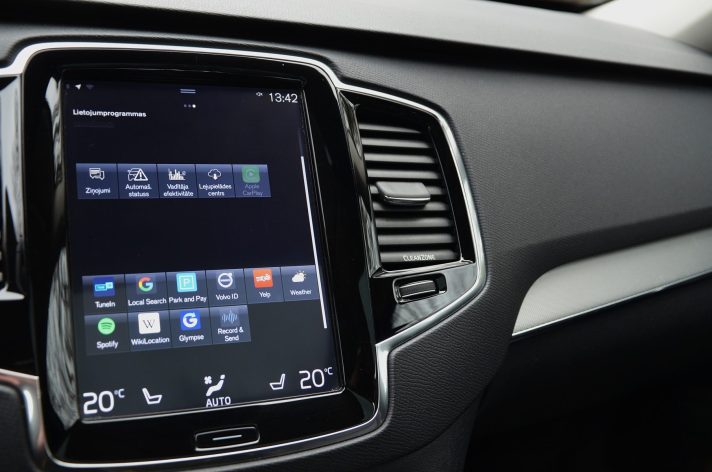 Tikko ievests. 2016. gada modelis. Volvo Xc90 Inscription T8 Twin Engine Awd Plug-In Hybrid.