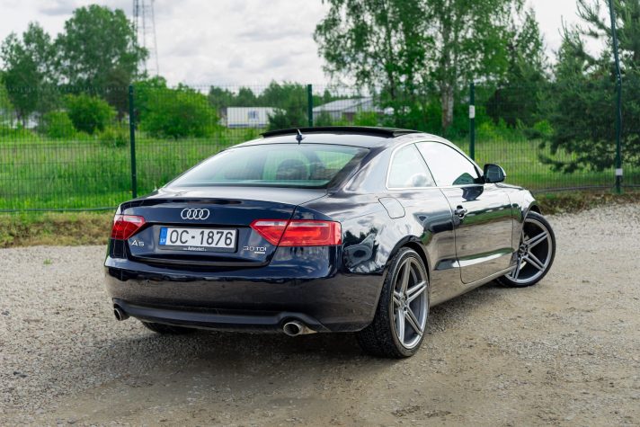 AUDI A5 QUATTRO
