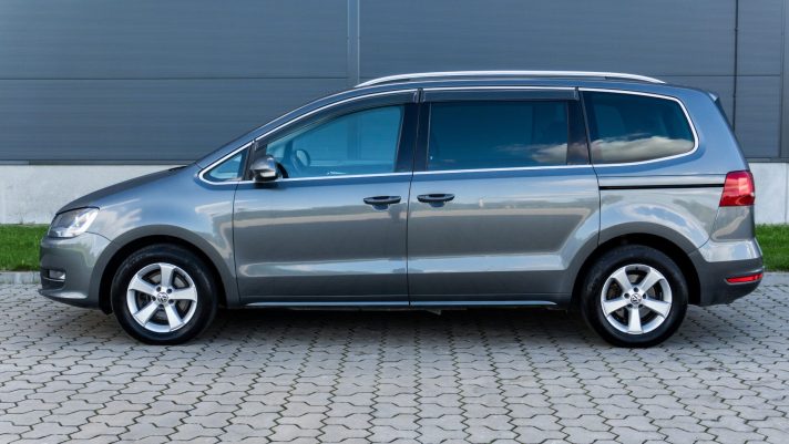 VW SHARAN